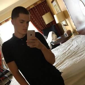 Meet your Posher, Brandon